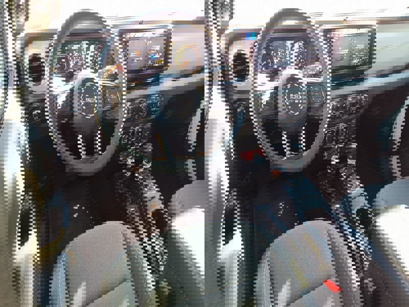 Used 2024 Jeep Wrangler Willys image 17