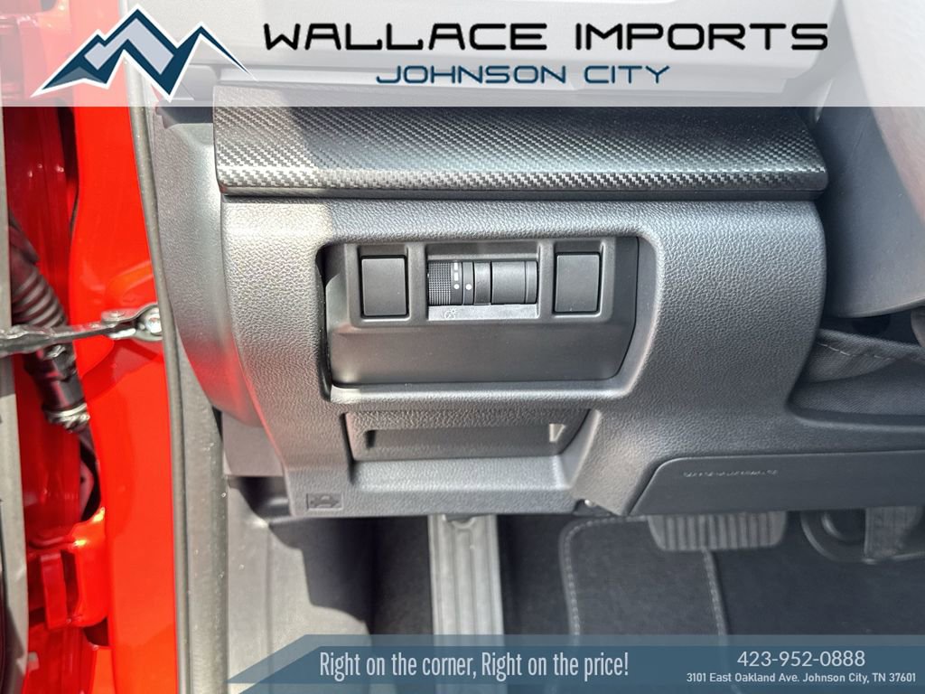 Certified 2025 Subaru Crosstrek 2.0i Premium image 32