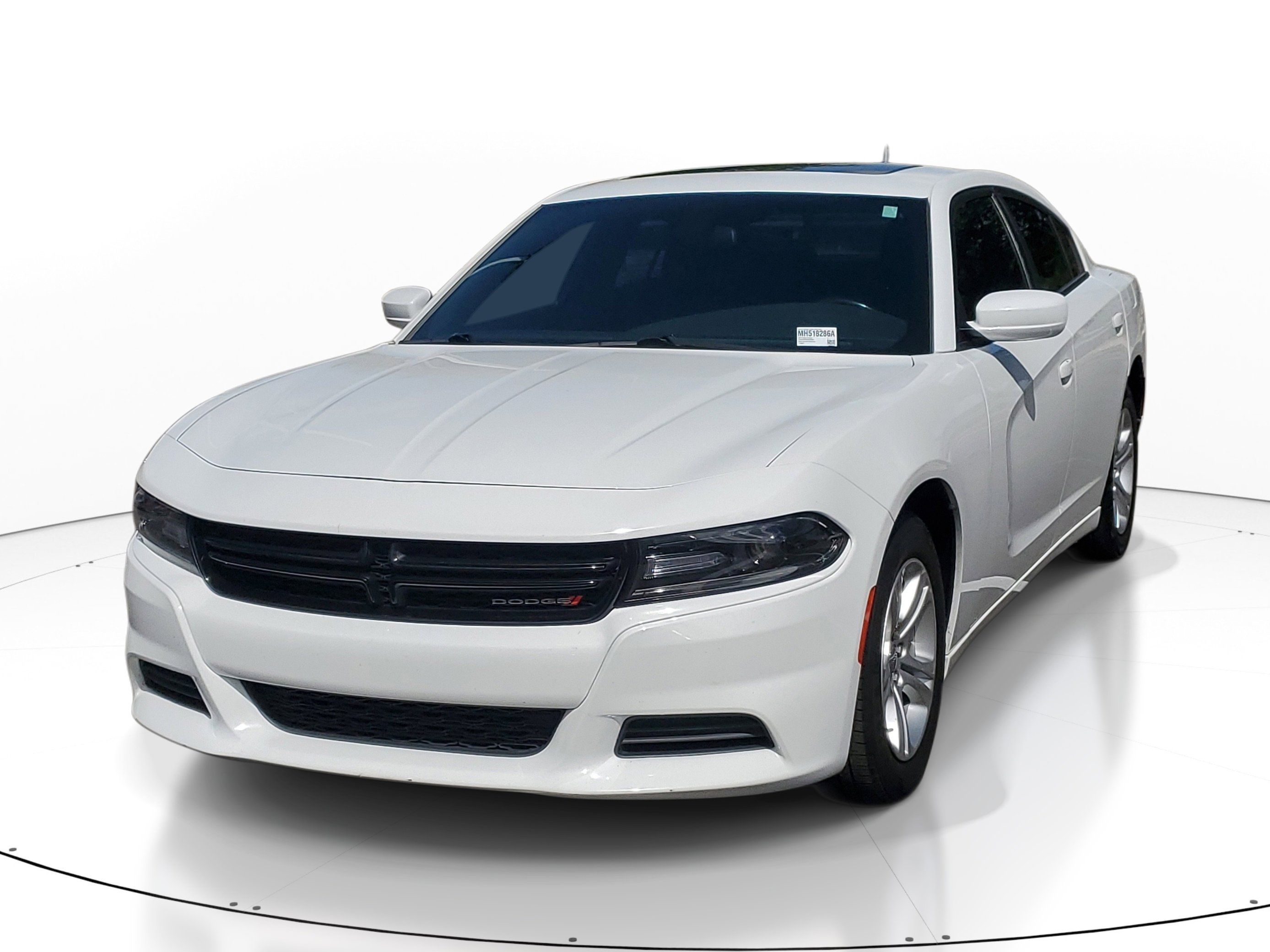 Used 2021 Dodge Charger SXT w/ Leather Interior Group image 3