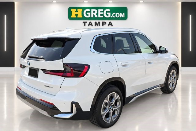 Used 2026 BMW X1 xDrive28i AWD/4WD image 6