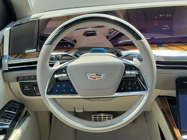 New 2026 Cadillac Escalade Platinum Sport w/ LPO, ONYX Package AWD/4WD image 10
