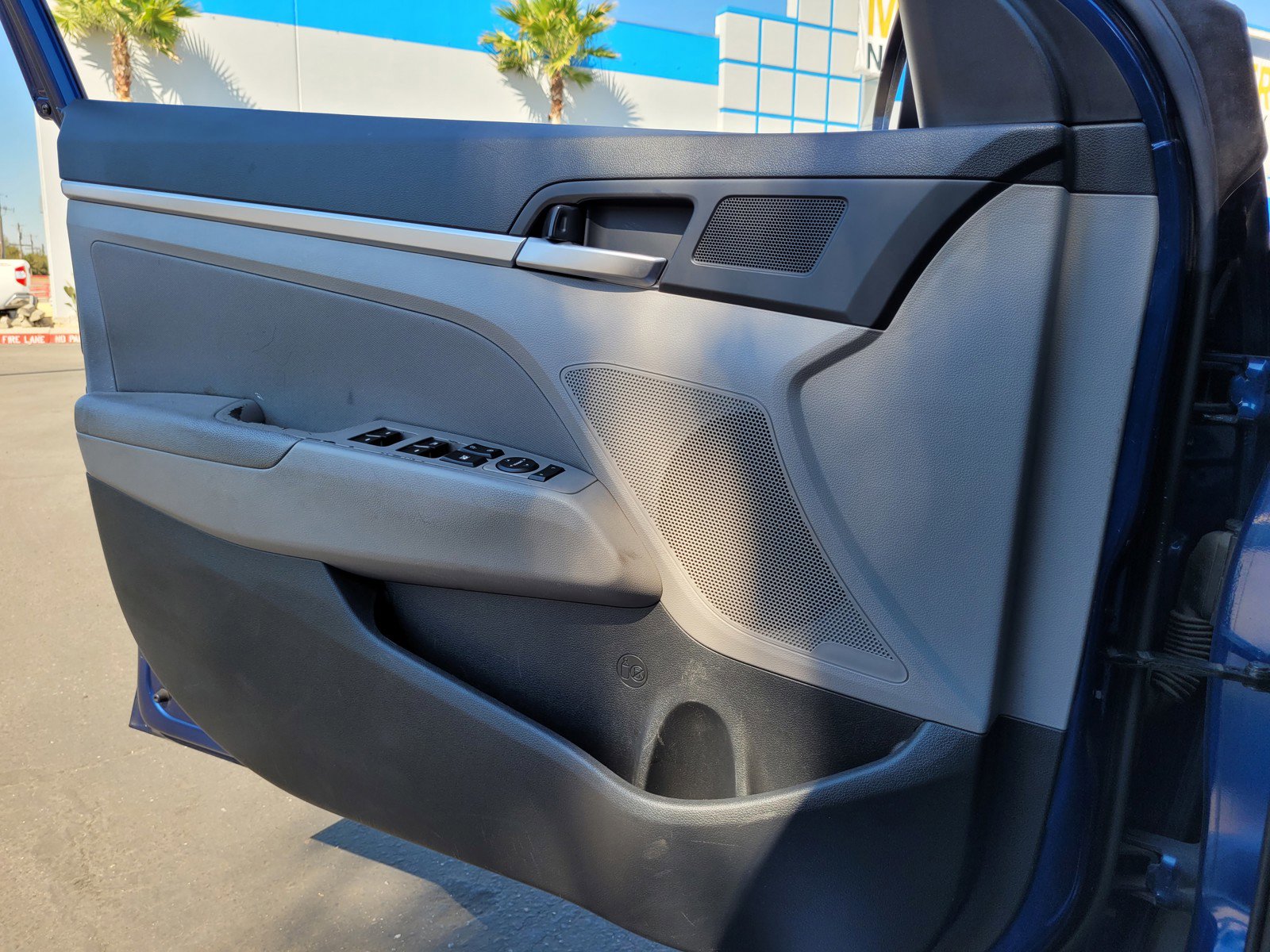 Used 2020 Hyundai Elantra Value Edition image 25