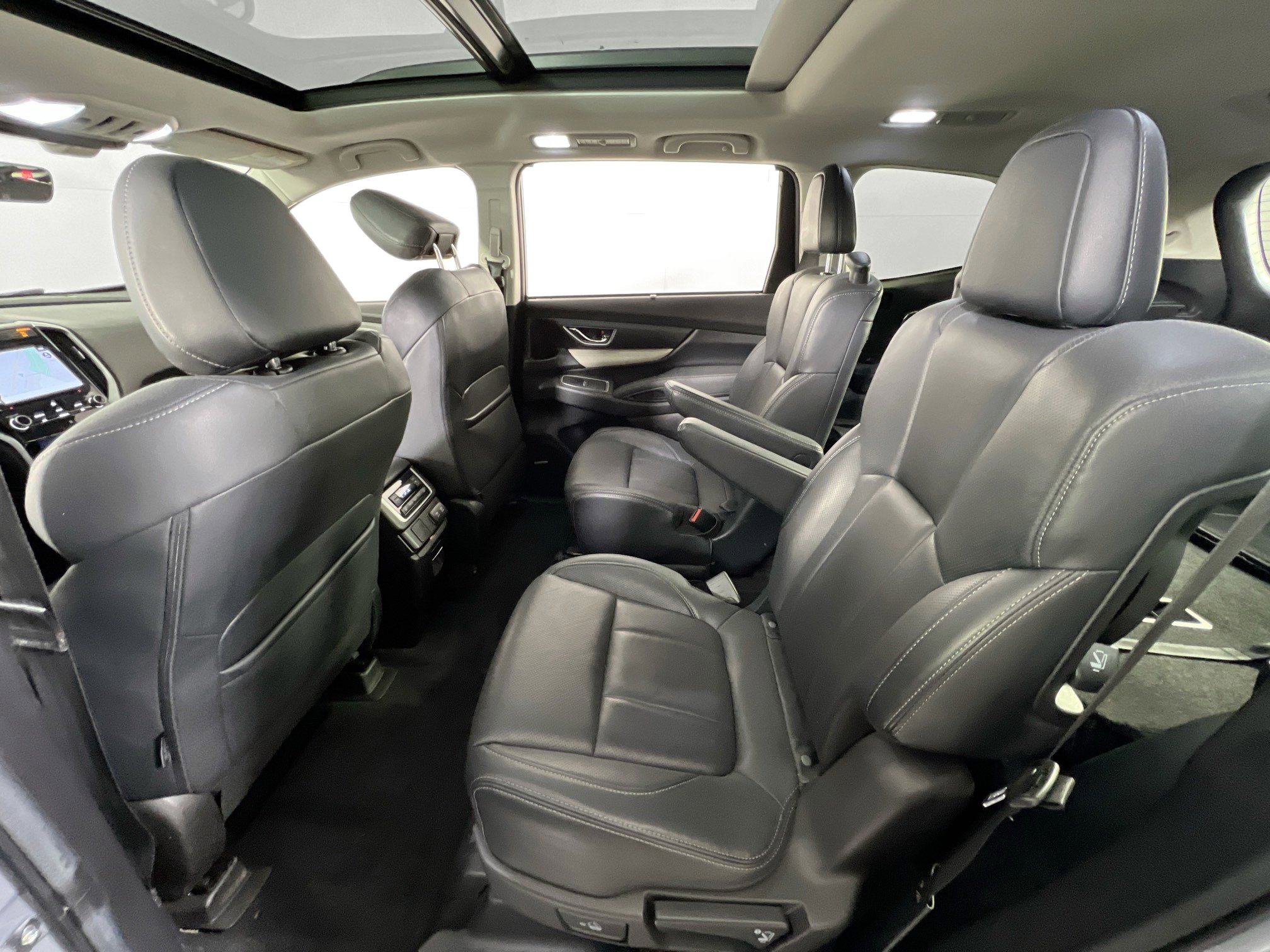 Used 2022 Subaru Ascent Limited w/ Technology Package image 25