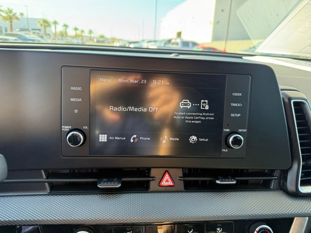 Used 2025 Kia Sportage LX AWD/4WD image 25