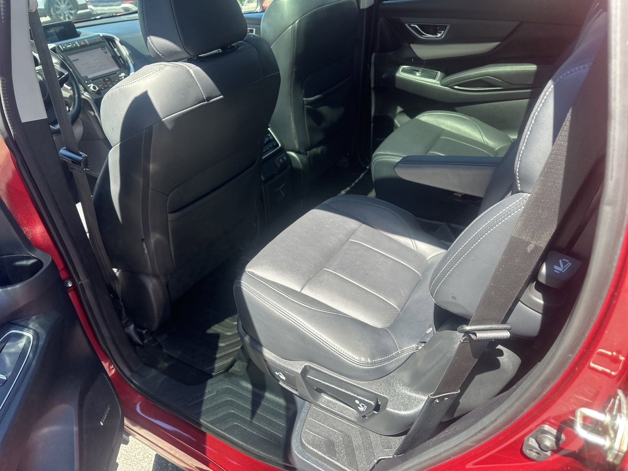 Used 2020 Subaru Ascent Limited w/ Technology Package AWD/4WD image 19