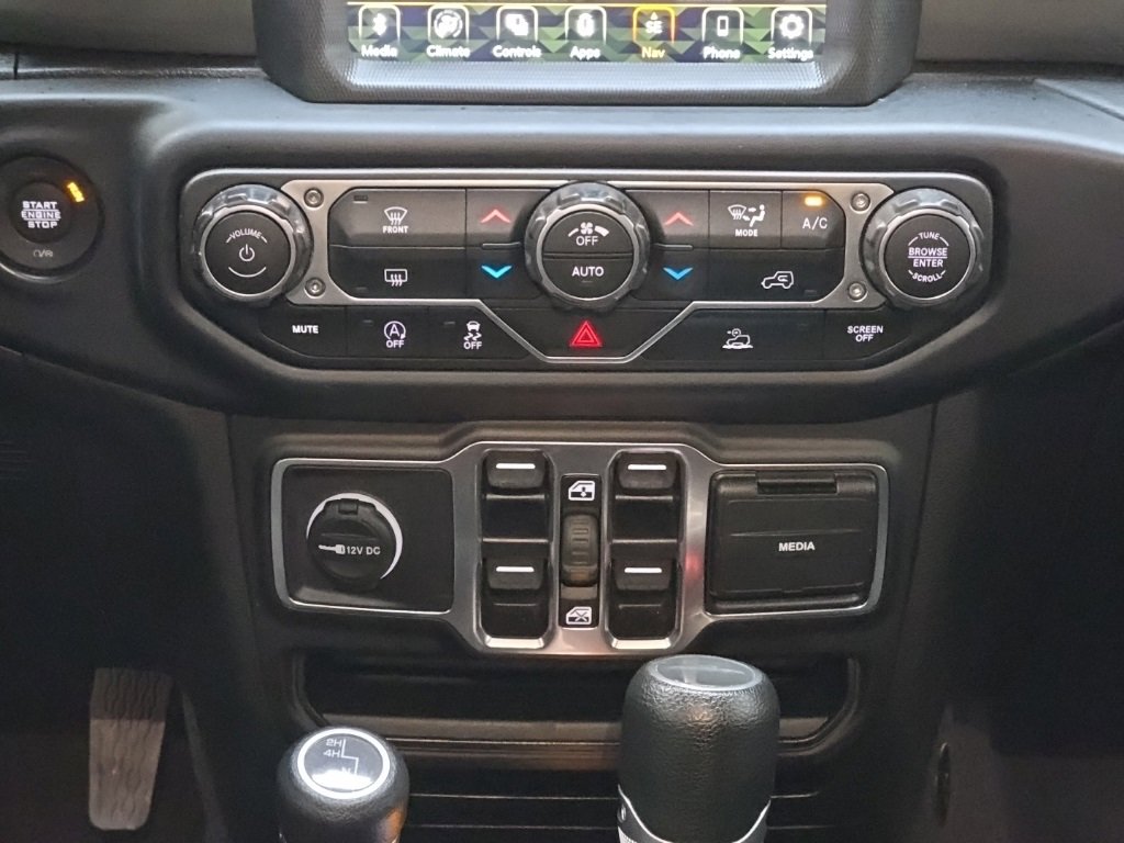 Used 2023 Jeep Gladiator Overland image 26