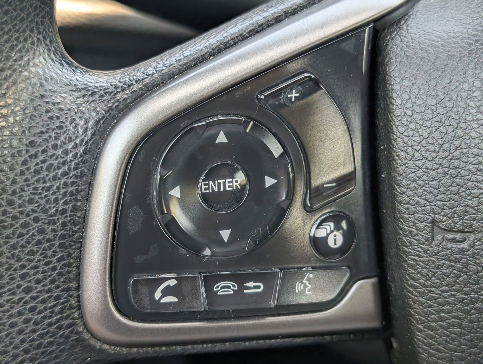 Used 2019 Honda Civic LX image 14