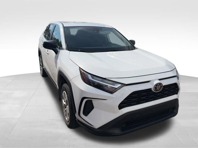 Used 2023 Toyota RAV4 LE image 2