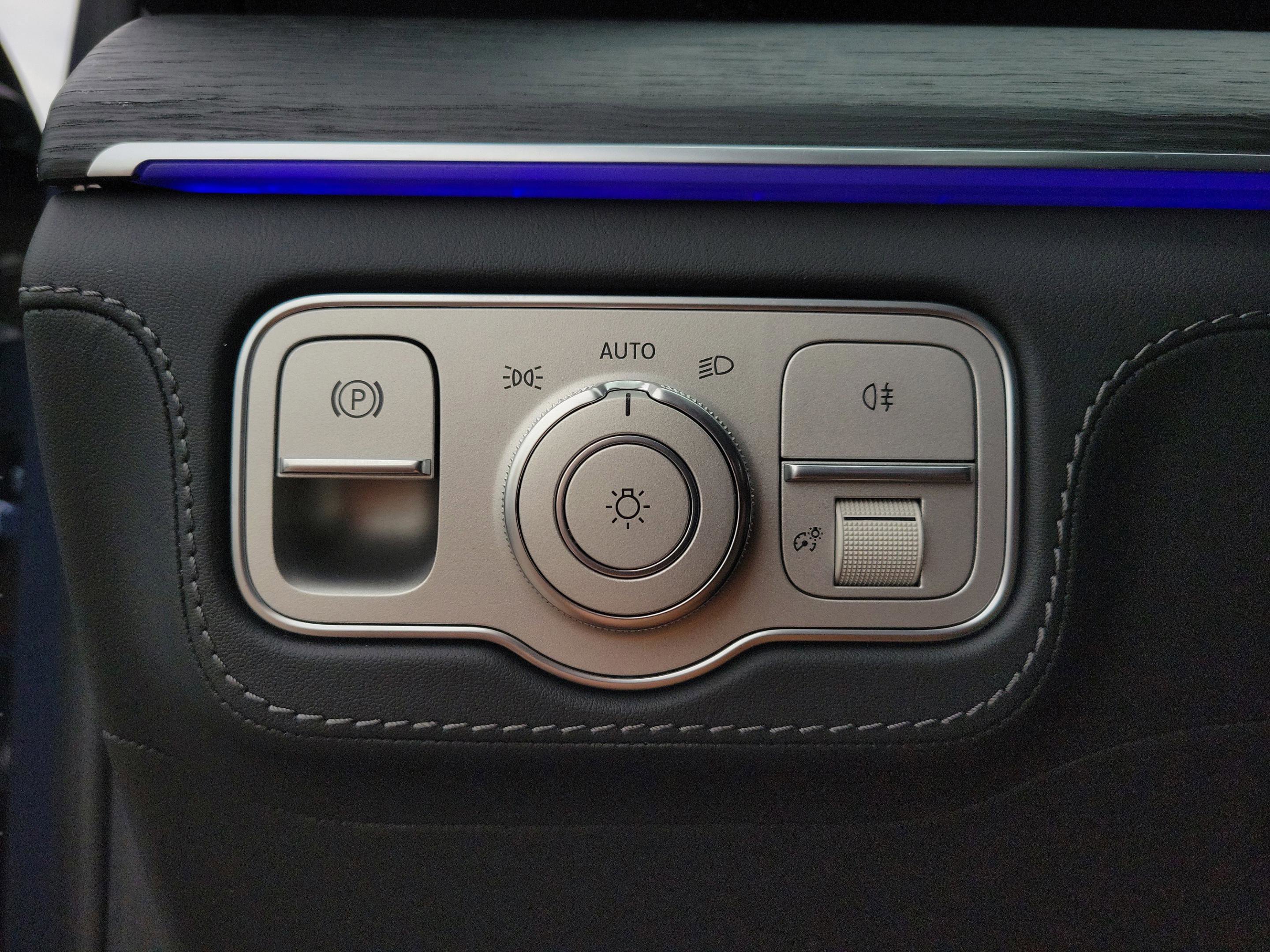 New 2026 Mercedes-Benz GLE 53 AMG 4MATIC Coupe image 19