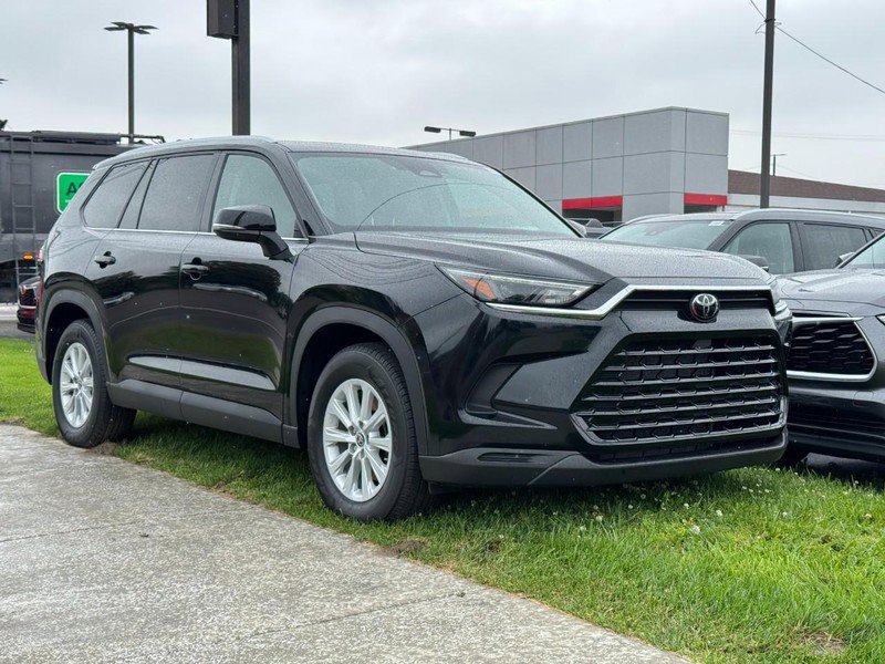 Certified 2024 Toyota Grand Highlander AWD image 2