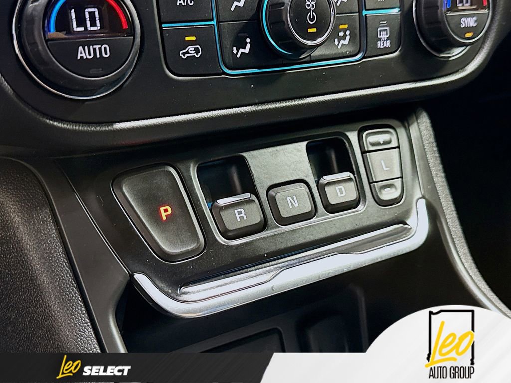 Used 2021 GMC Terrain SLE w/ Driver Convenience Package image 16