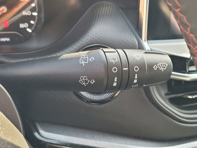 Used 2024 Jeep Compass Trailhawk image 17