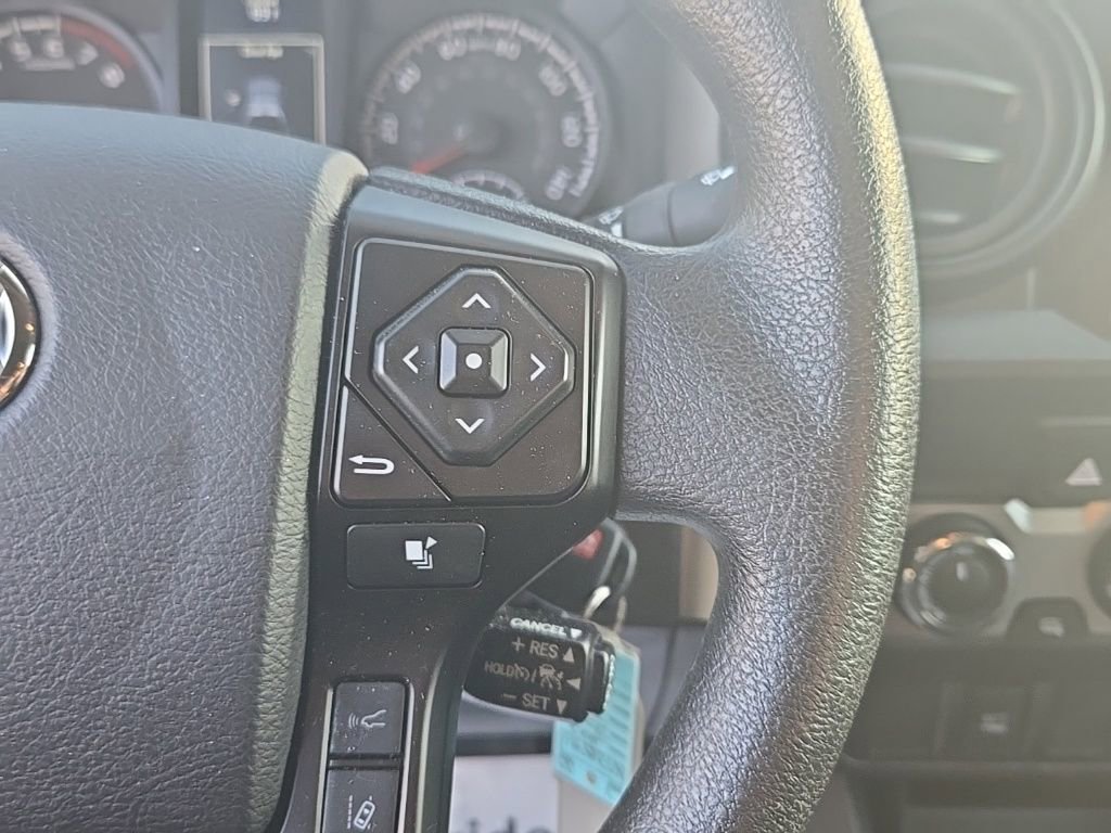 Used 2022 Toyota Tacoma SR image 17