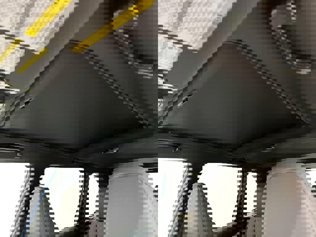 Used 2025 Subaru Forester Limited AWD/4WD image 22