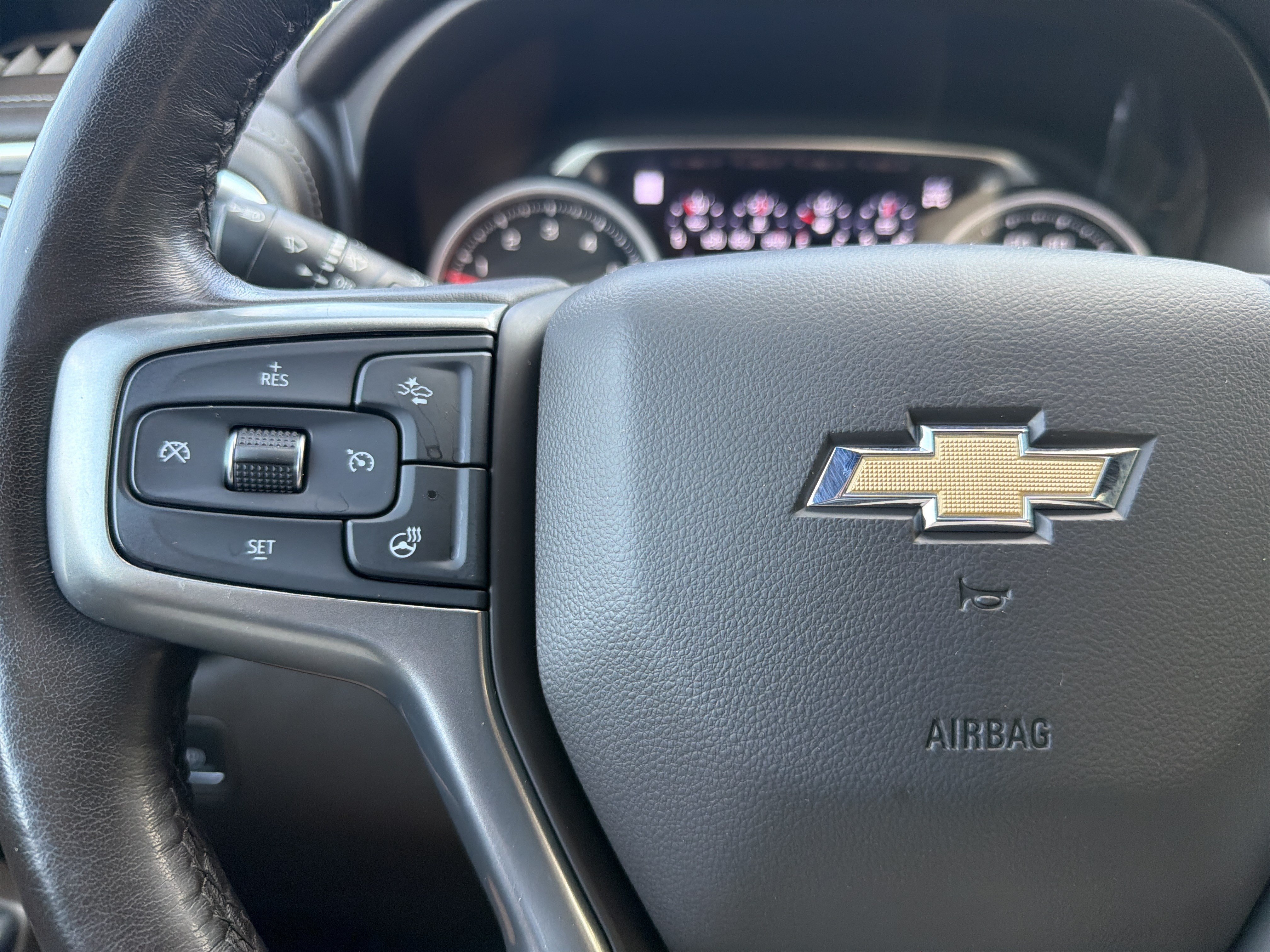 Certified 2020 Chevrolet Silverado 1500 LTZ AWD/4WD image 29