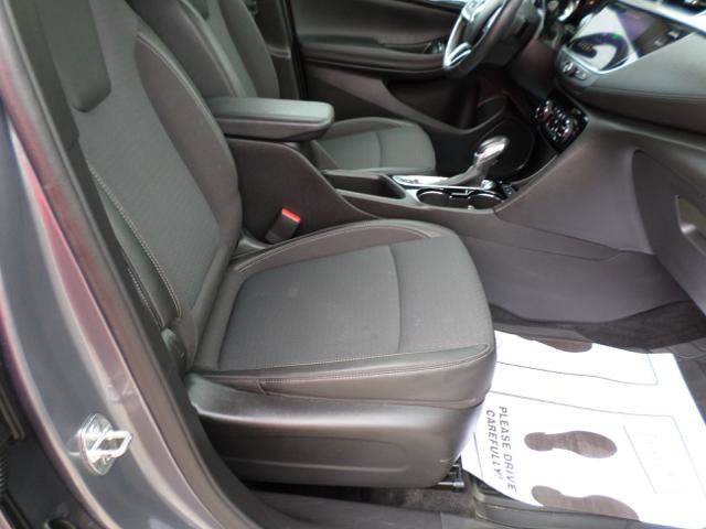 Used 2020 Buick Encore GX Select image 2