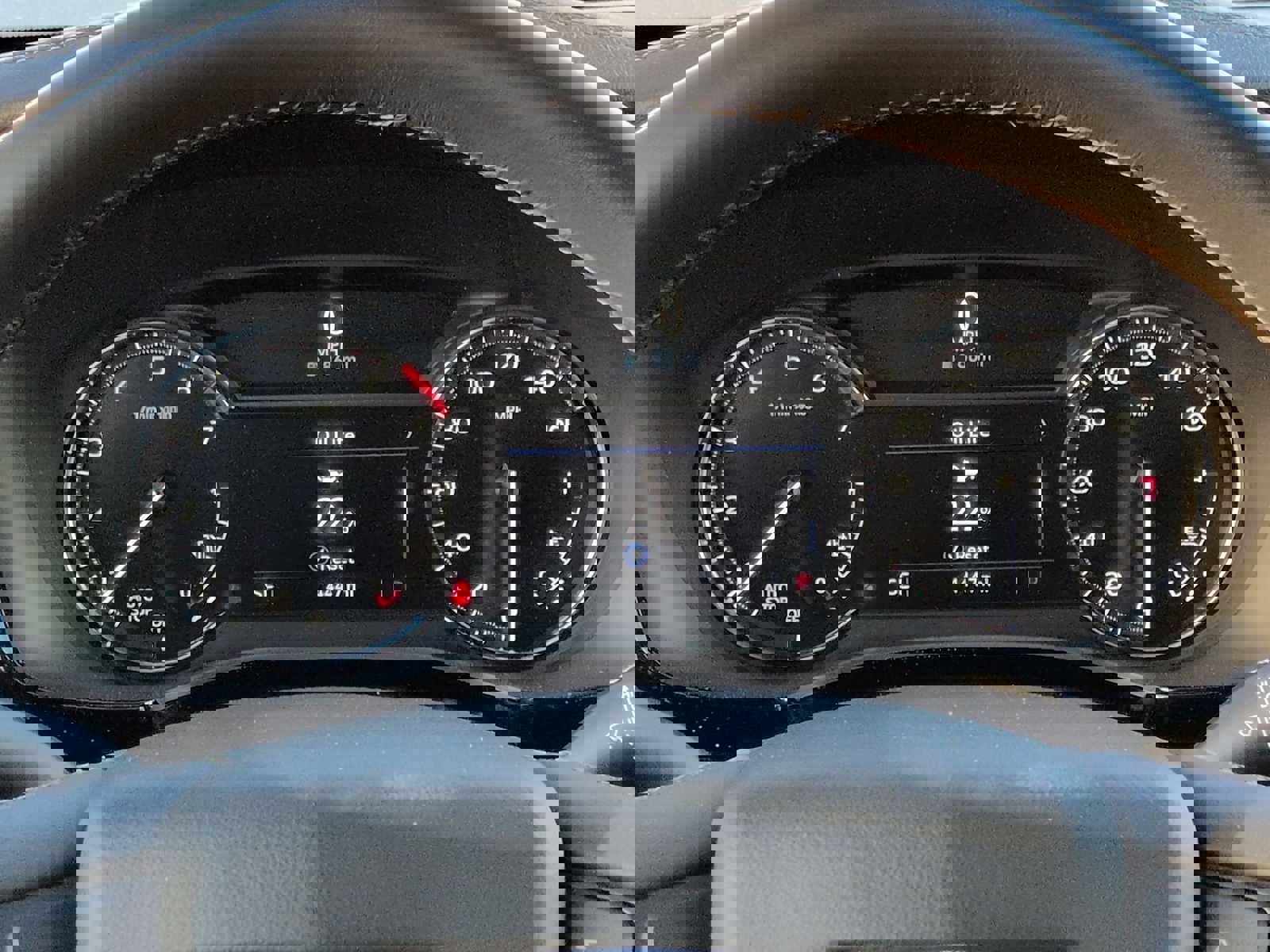 Used 2025 Cadillac XT6 Luxury image 17