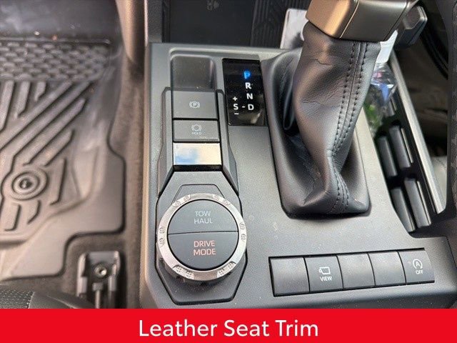 Used 2025 Toyota 4Runner Limited image 18