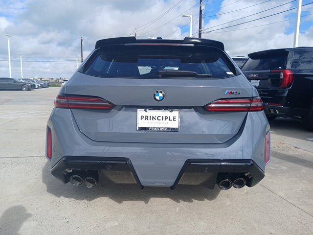 New 2027 BMW M5 Touring AWD/4WD image 8
