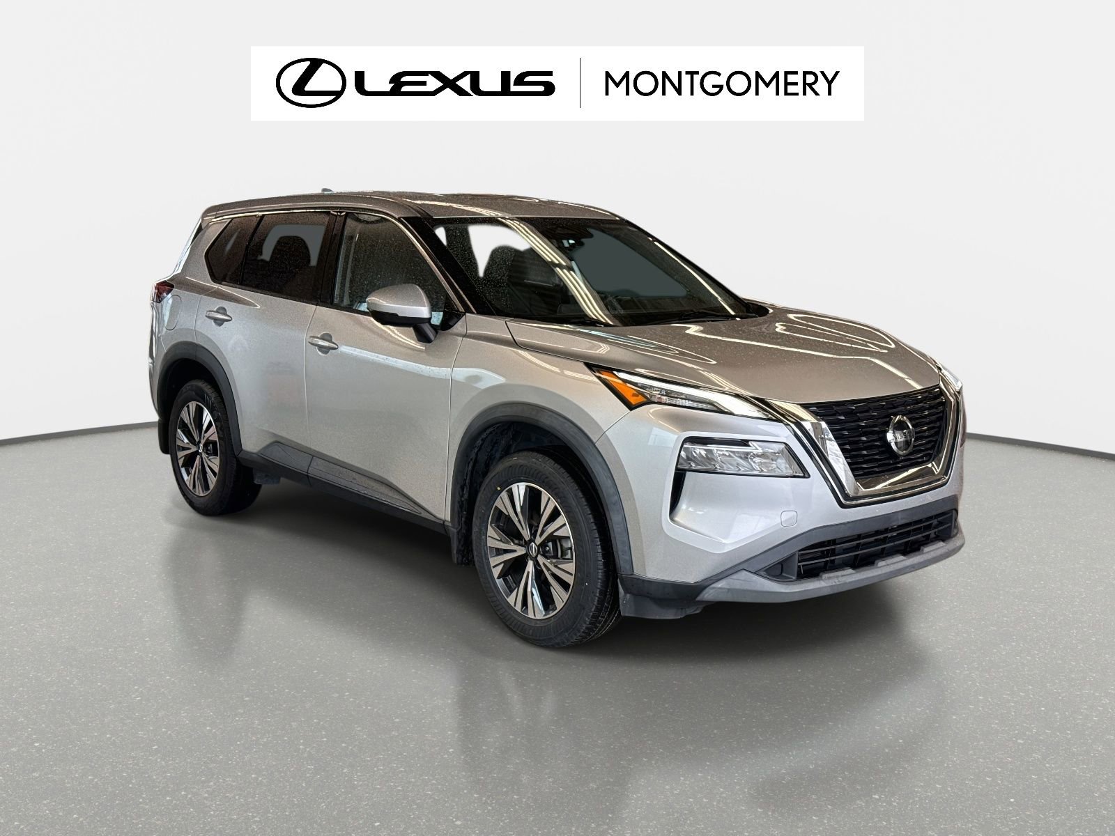 Used 2021 Nissan Rogue SV image 1