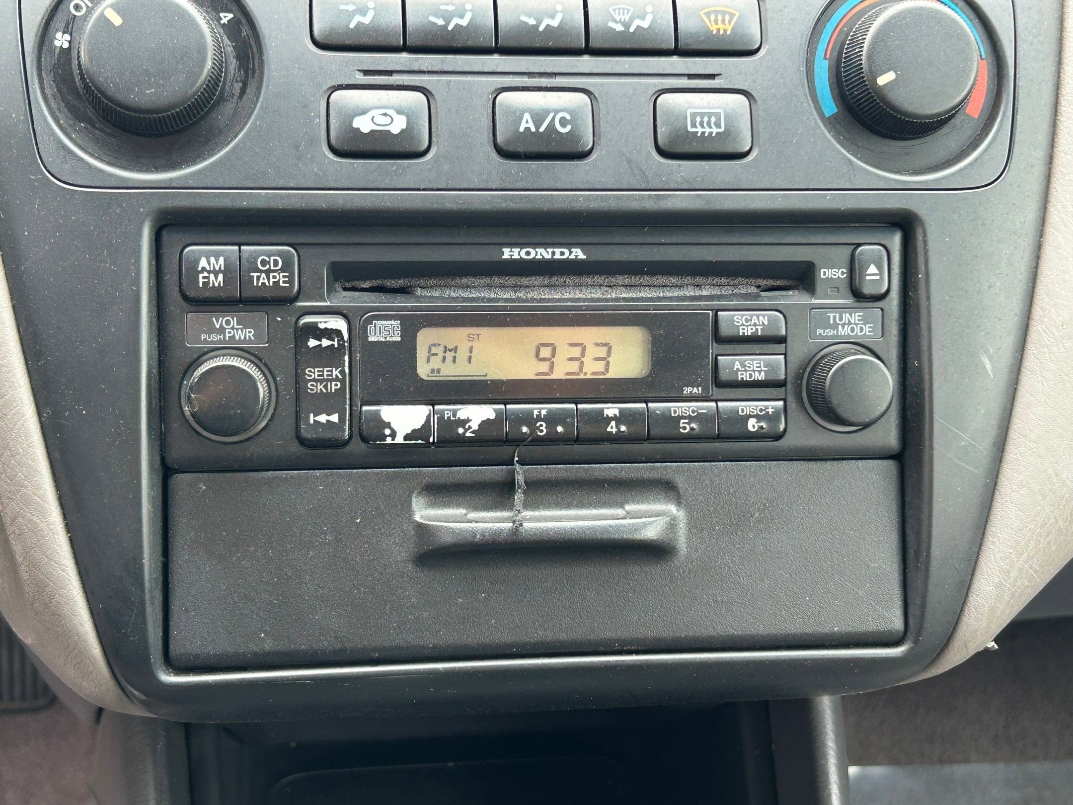 Used 2001 Honda Accord LX image 21