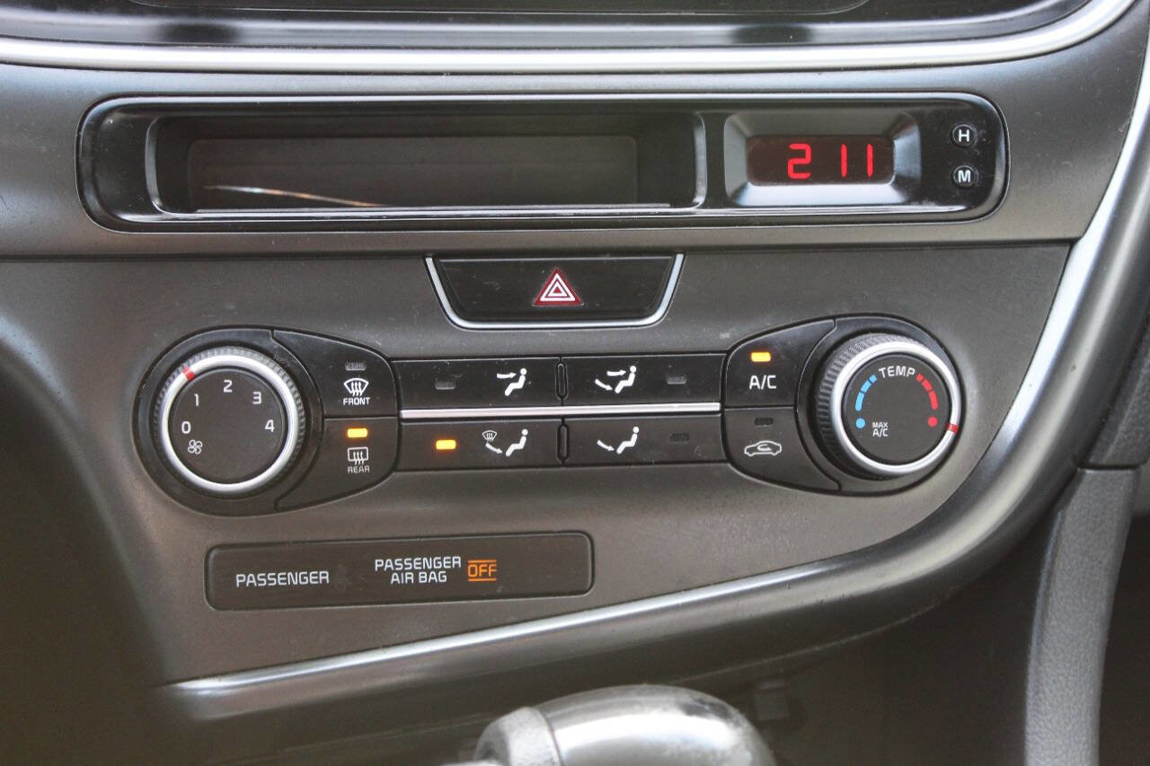 Used 2015 Kia Optima LX image 28