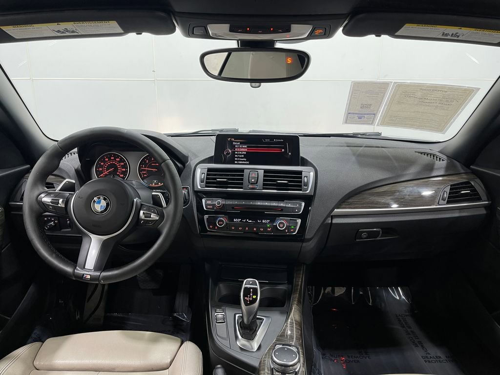 Used 2016 BMW M235i Convertible image 17