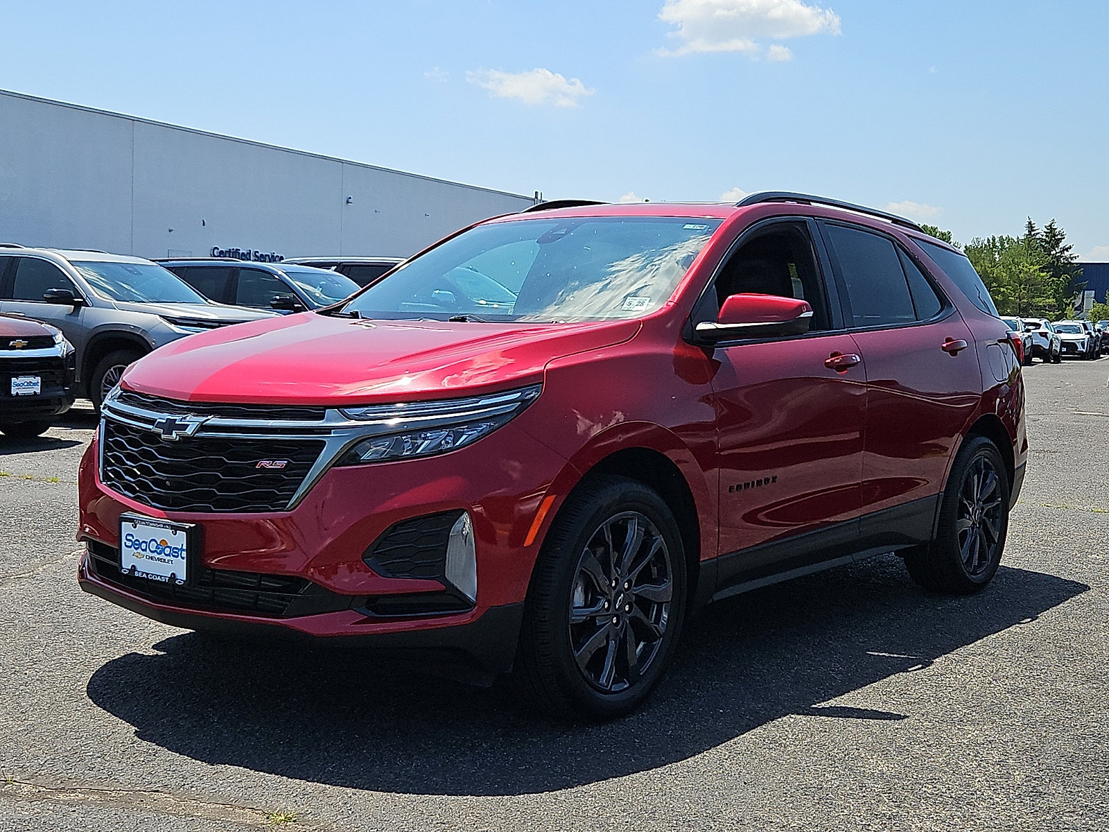 Certified 2023 Chevrolet Equinox RS w/ RS Leather Package AWD/4WD image 3