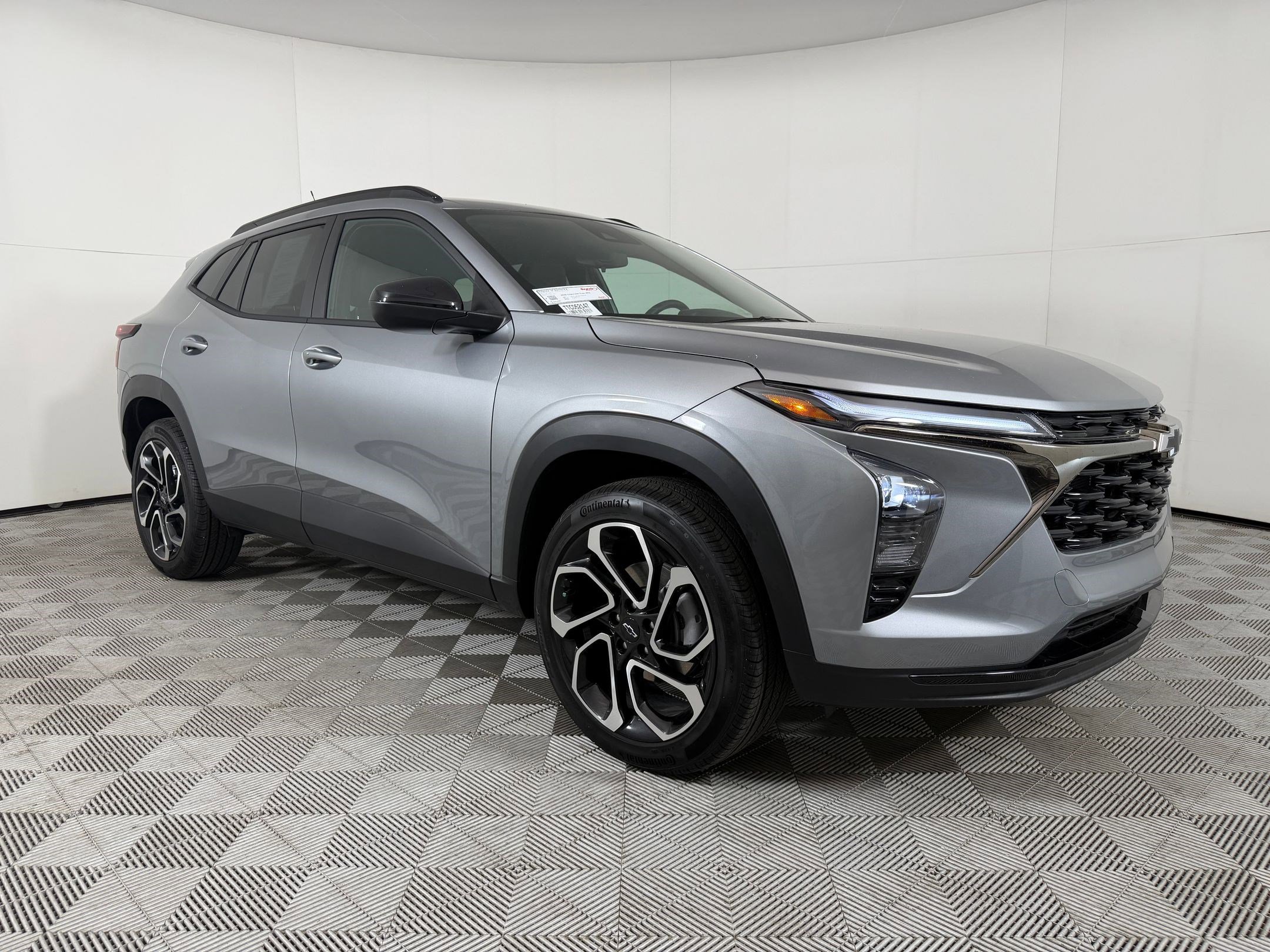 Used 2026 Chevrolet Trax RS w/ Driver Confidence Package image 6