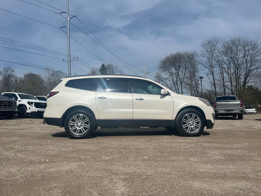 Used 2015 Chevrolet Traverse LT w/ Style and Technology Package AWD/4WD image 6