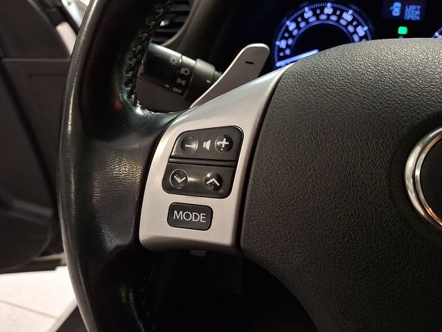 Used 2012 Lexus IS 250C w/ Luxury Pkg RWD image 21