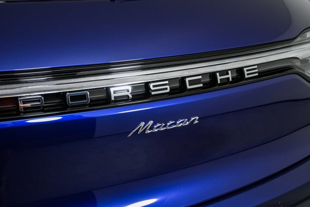 New 2026 Porsche Macan image 37