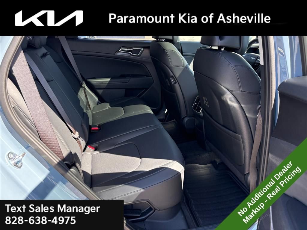 New 2026 Kia Sportage EX image 22