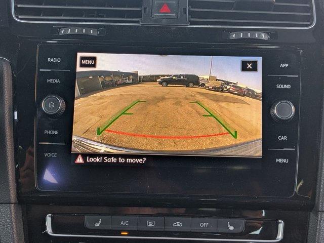 Used 2018 Volkswagen GTI SE FWD image 13