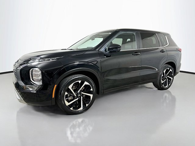 Used 2024 Mitsubishi Outlander SE AWD/4WD image 3