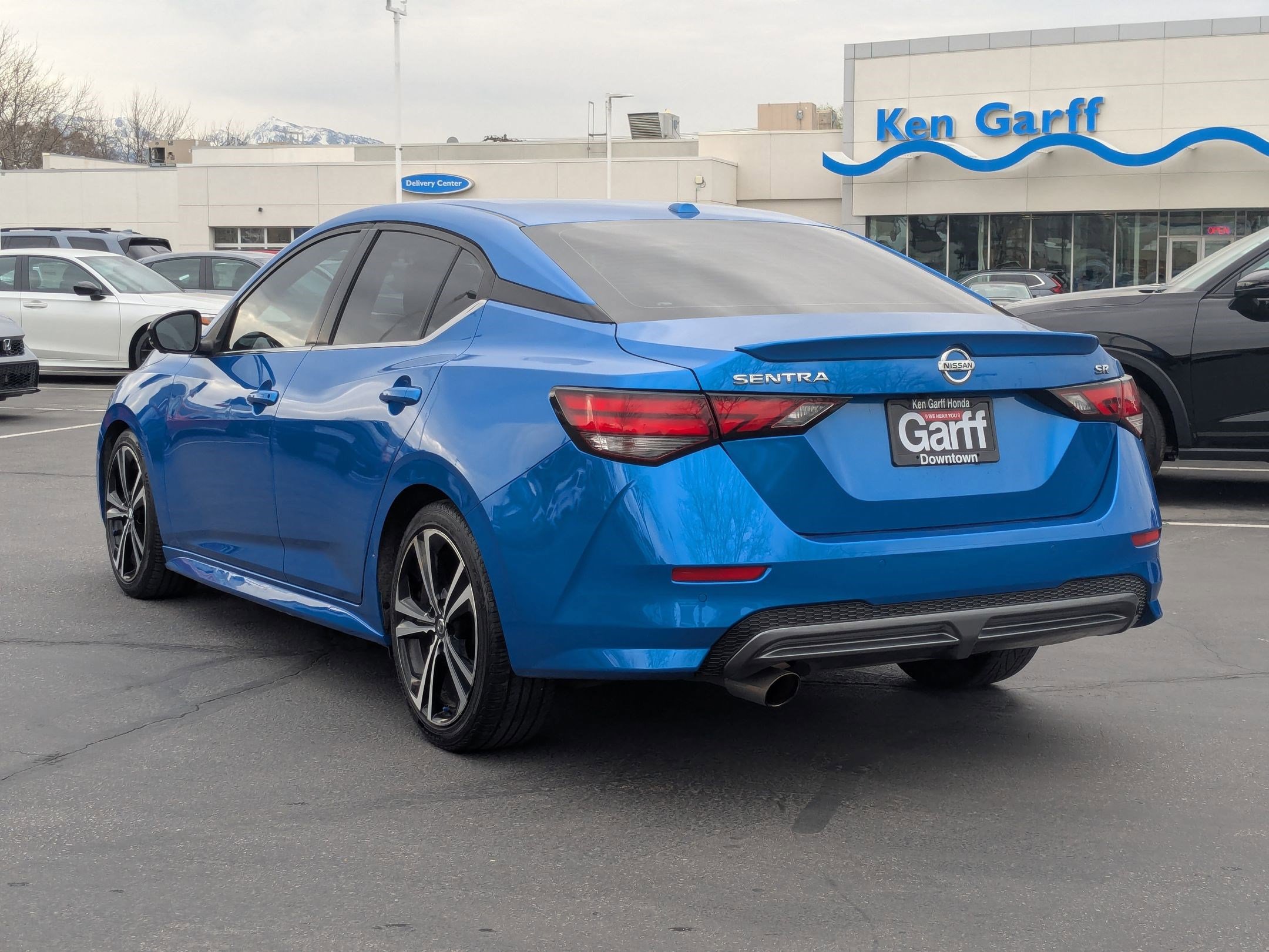 Used 2020 Nissan Sentra SR w/ Premium Package image 8