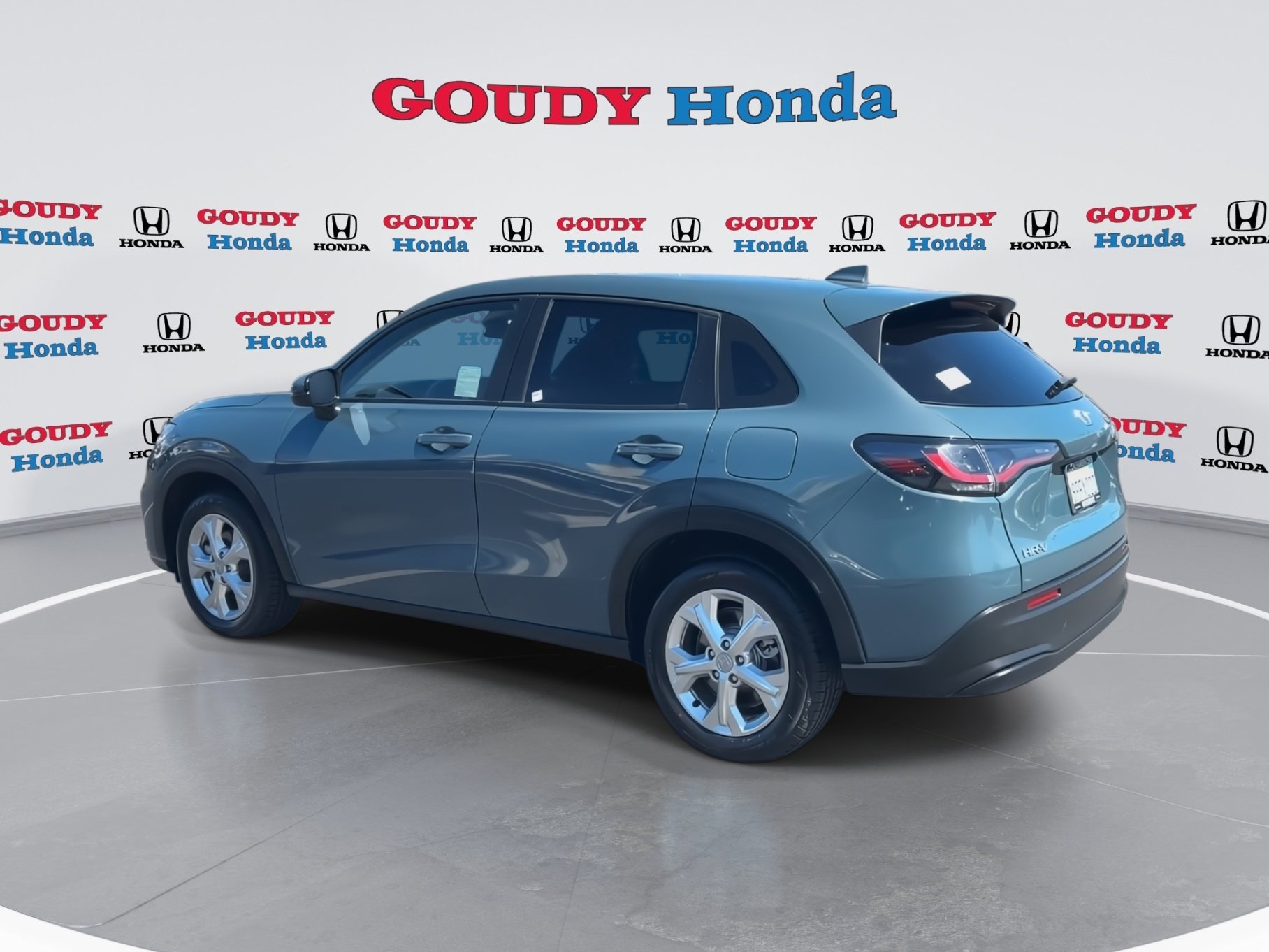 Certified 2023 Honda HR-V LX image 2