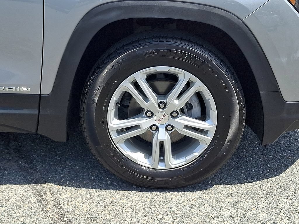 Certified 2023 GMC Terrain SLE w/ Driver Convenience Package FWD image 8