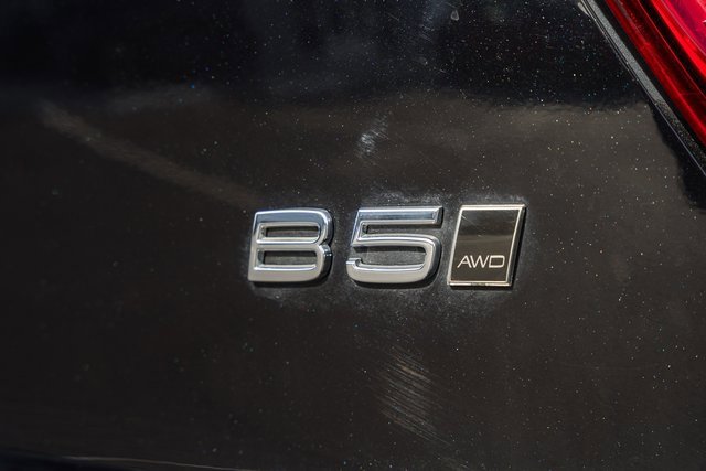 Used 2023 Volvo XC40 B5 Plus w/ Climate Package image 8