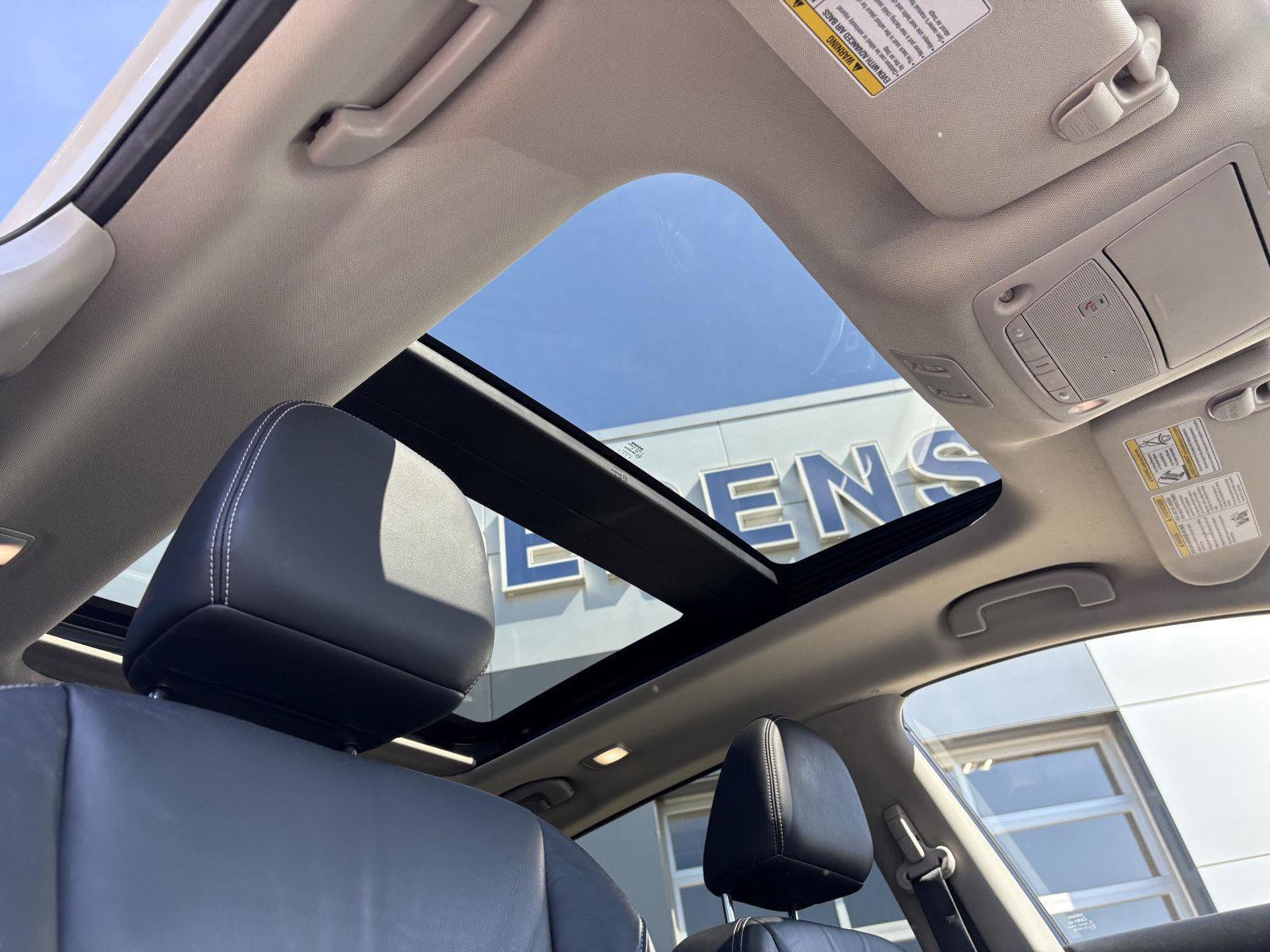 Used 2020 Nissan Murano Platinum AWD/4WD image 23