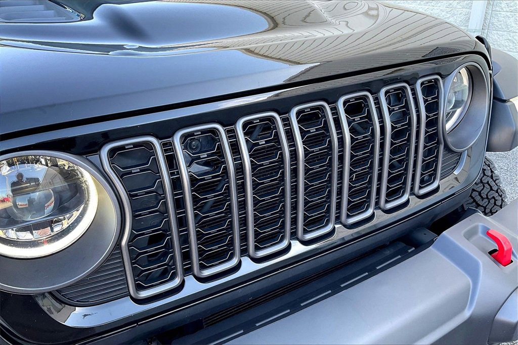 Used 2024 Jeep Wrangler Unlimited Rubicon image 27