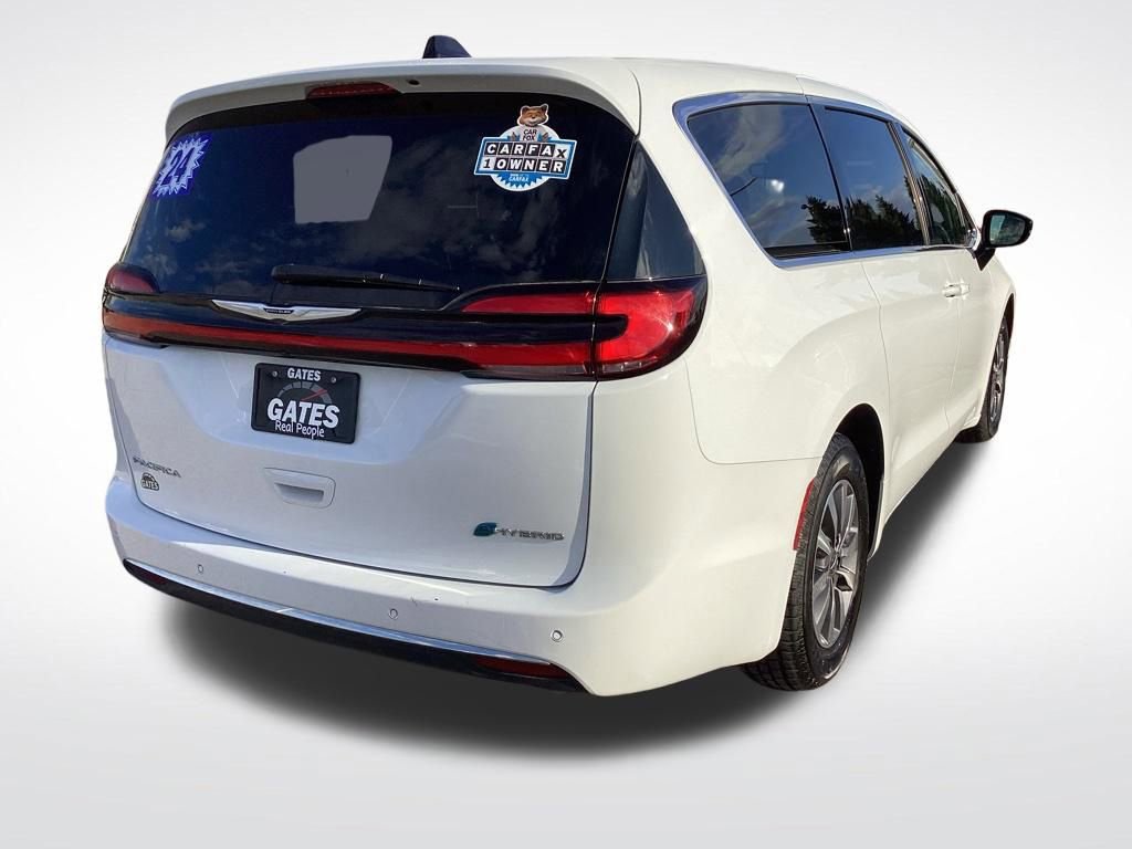 Used 2024 Chrysler Pacifica Select image 11