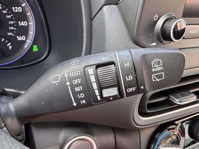 Used 2023 Hyundai Kona SEL AWD/4WD image 37