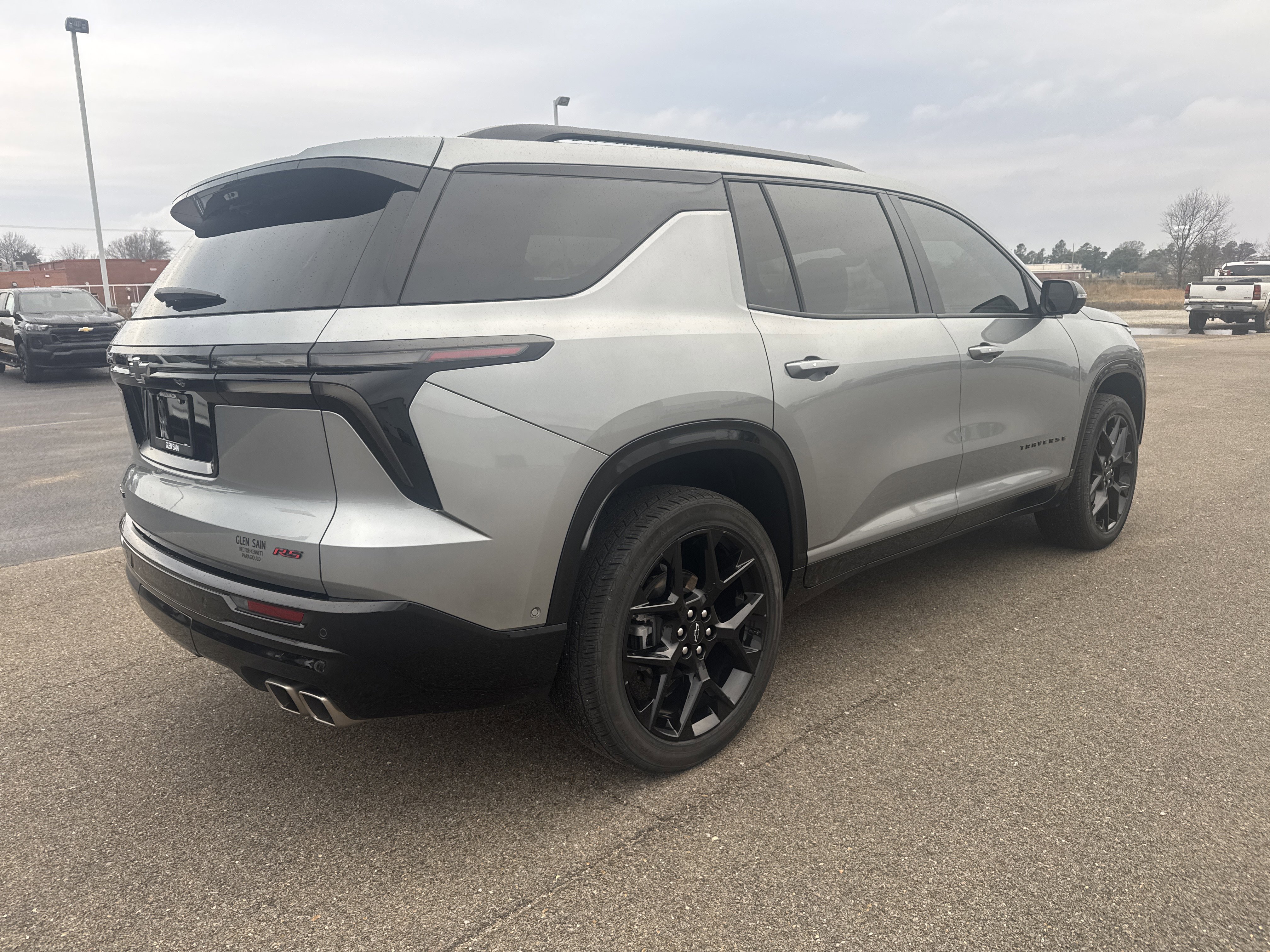 Used 2024 Chevrolet Traverse RS w/ LPO, Floor Liner Package image 5