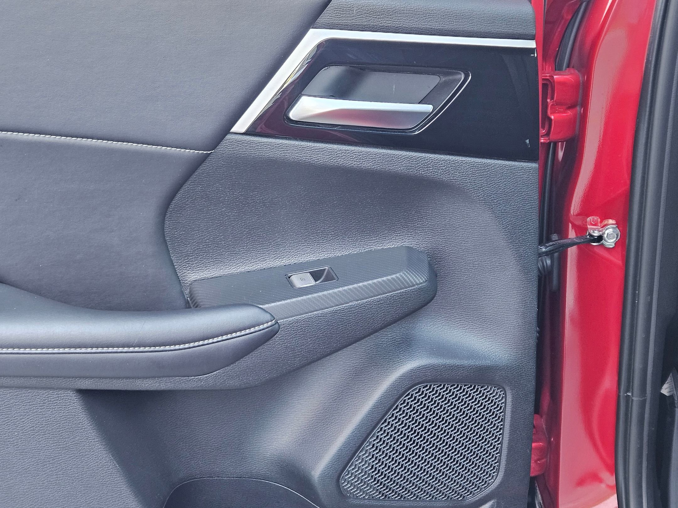 Used 2024 Mitsubishi Outlander SE image 24