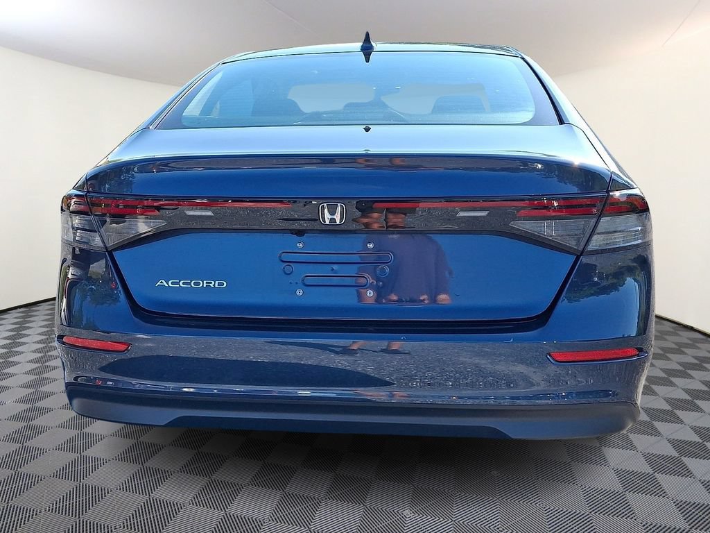 Used 2024 Honda Accord EX image 8