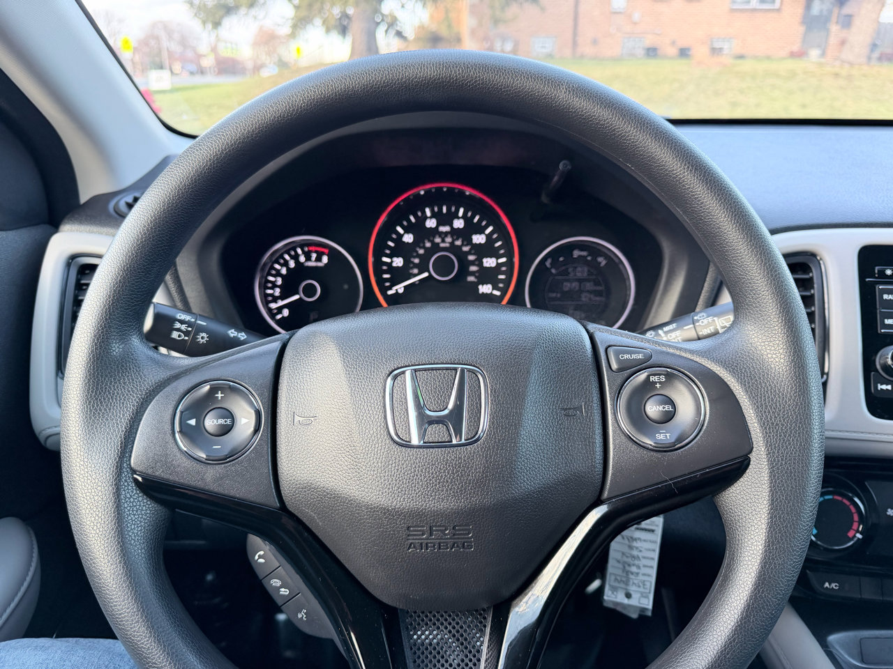 Used 2021 Honda HR-V LX image 14