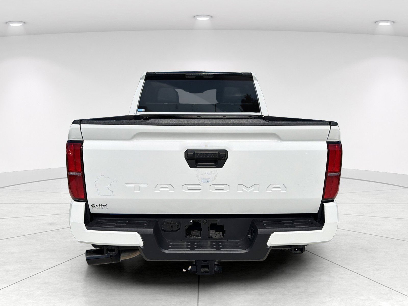 Used 2024 Toyota Tacoma SR5 RWD image 5