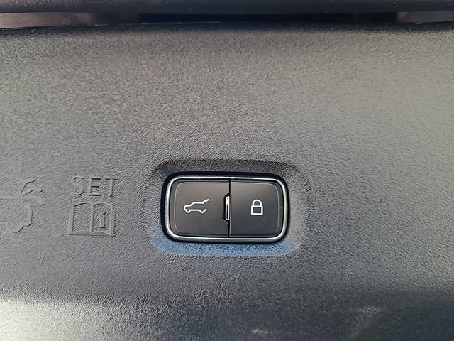 Used 2025 Ford Expedition Active AWD/4WD image 36