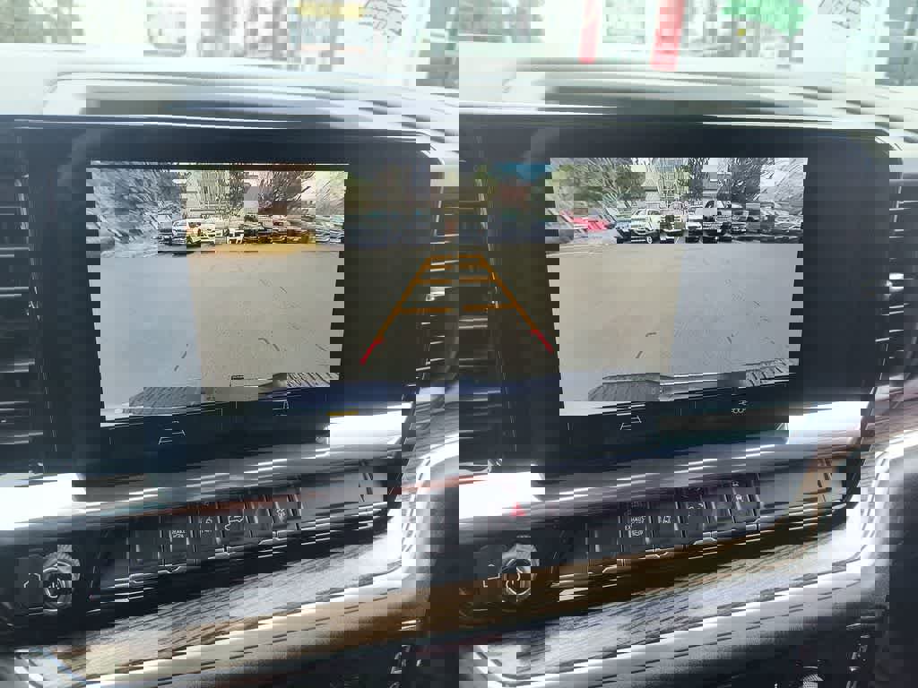 Used 2024 Chevrolet Silverado 2500 LT image 17